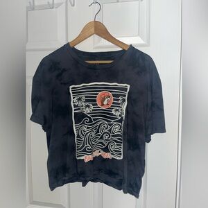 Black Graphic Buc-ees Tee with Beach Vibes Design